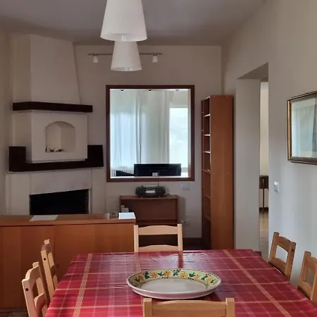 Casa Di Monica E Mauro بيت للعطل *